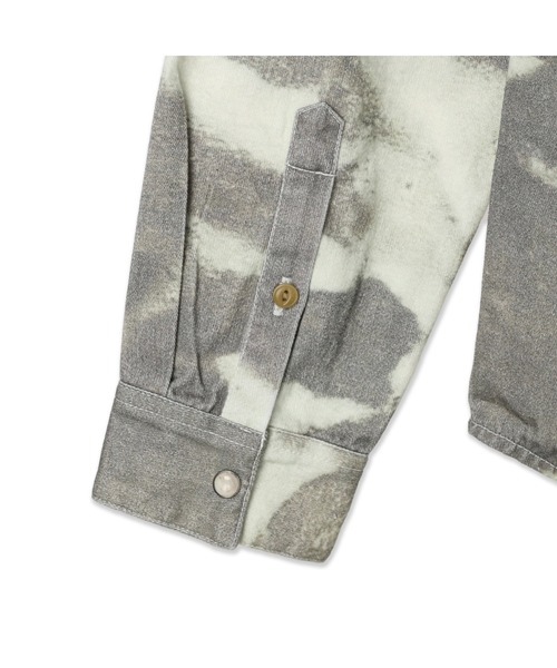 Guess(ゲス)の「Truckee Shirt(シャツ/ブラウス・メンズ・カーキ・MEDIUM/LARGE/X-LARGE/SMALL)」の8枚目の写真