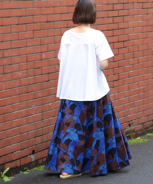 Ray BEAMS（レイビームス）の「Ray BEAMS / バック フレア クルーネック Tシャツ（Tシャツ/カットソー・レディース・ブラック/ホワイト/ブラック×ホワイト・ONE SIZE）」の11枚目の写真