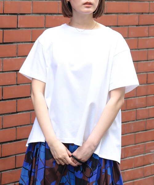 Ray BEAMS（レイビームス）の「Ray BEAMS / バック フレア クルーネック Tシャツ（Tシャツ/カットソー・レディース・ブラック/ホワイト/ブラック×ホワイト・ONE SIZE）」の16枚目の写真
