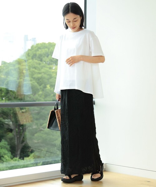 Ray BEAMS（レイビームス）の「Ray BEAMS / バック フレア クルーネック Tシャツ（Tシャツ/カットソー・レディース・ブラック/ホワイト/ブラック×ホワイト・ONE SIZE）」の17枚目の写真