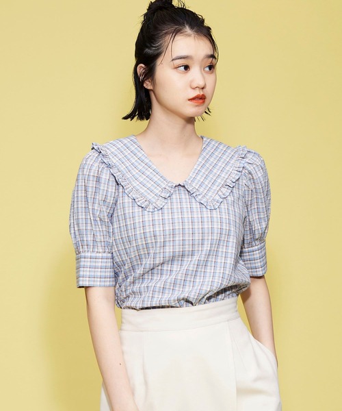 FOREVER 21（フォーエバー トゥエンティーワン）の「【FEMININE】ビッグカラーブラウス（シャツ/ブラウス・レディース・ホワイト/ブルー・FREE）」の14枚目の写真