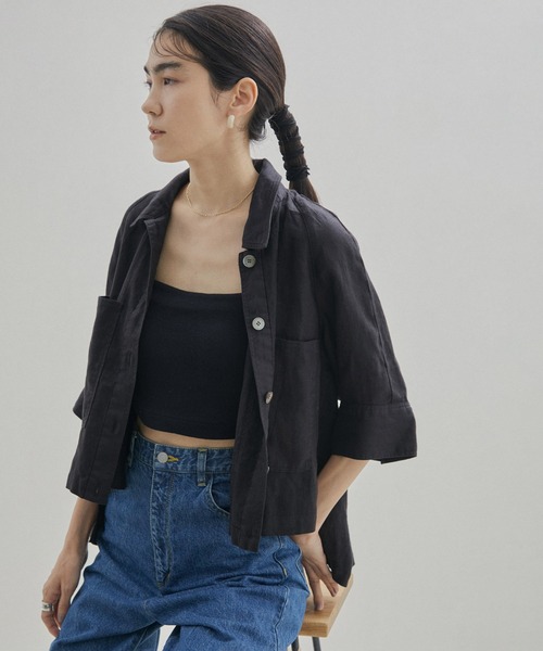 SALON adam et rope'（サロン アダム エ ロペ）の「【セットアップ対応・手洗い可能】麻ツイルハーフスリーブシャツ（シャツ/ブラウス・レディース・ブラック/カーキ/ピンク・FREE）」の2枚目の写真