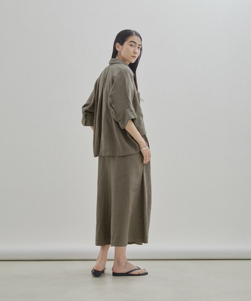 SALON adam et rope'（サロン アダム エ ロペ）の「【セットアップ対応・手洗い可能】麻ツイルハーフスリーブシャツ（シャツ/ブラウス・レディース・ブラック/カーキ/ピンク・FREE）」の22枚目の写真