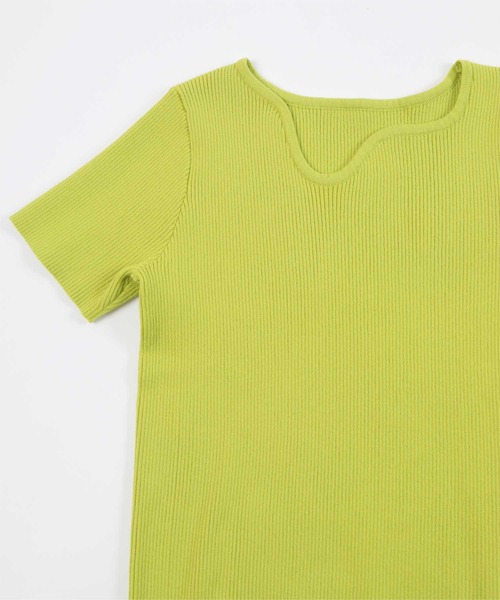 miette（ミエット）の「ウェーブネックライン半袖トップス（ニット/セーター・レディース・ライトグリーン/オフホワイト/ピンク/ブラック/カーキ/ライトブルー・FREE）」の7枚目の写真