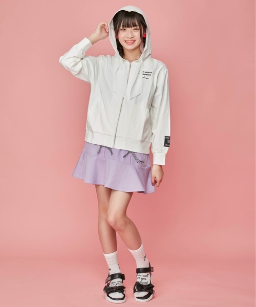 JENNI love(ジェニィラブ)の「防蚊シフォンリボンZIPパーカー(パーカー・キッズ・オフホワイト/ラベンダー/ブラック・140cm/160cm/150cm/130cm)」の8枚目の写真