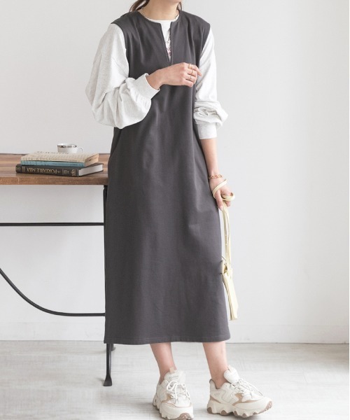 ad thie(アドティエ)の「裏毛 キーネック ロングワンピース(ワンピース・レディース・アイボリー/ブラック/チャコール/オートミール/ベージュ・FREE)」の17枚目の写真