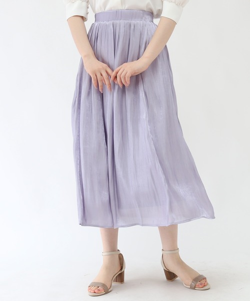 TRUDEA（トルディア）の「シャイニーフレアスカート（スカート・レディース・ラベンダー/ピンク/グレイッシュベージュ/チャコールグレー・MEDIUM）」の8枚目の写真