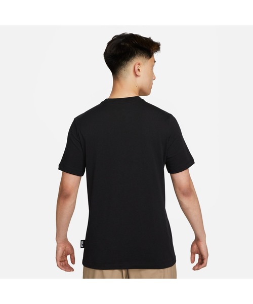 NIKE(ナイキ)の「NIKE/ナイキ M NSW TEE BIG SW FA23(Tシャツ/カットソー・メンズ・ブラック/ホワイト・M/L/XL/S)」の12枚目の写真