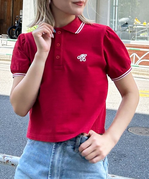 GRANCY 短丈ポロシャツ レッド INGNI（イング）の「胸ロゴクロップドポロシャツ（ポロシャツ
