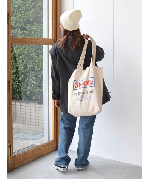 Ungrid(アングリッド)の「ロゴトートバッグ(トートバッグ・レディース・ベージュ/レッド・FREE)」の8枚目の写真