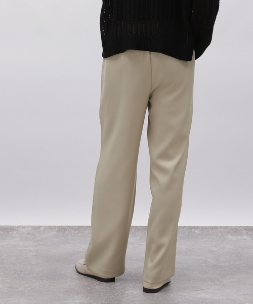 LAKOLE（ラコレ）の「タックワイドパンツ / 972303（その他パンツ・レディース・グレー/モカ/サンドグレー/ブラック・SMALL/MEDIUM）」の7枚目の写真