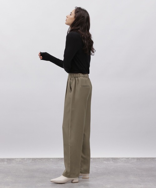 LAKOLE（ラコレ）の「タックワイドパンツ / 972303（その他パンツ・レディース・グレー/モカ/サンドグレー/ブラック・SMALL/MEDIUM）」の9枚目の写真