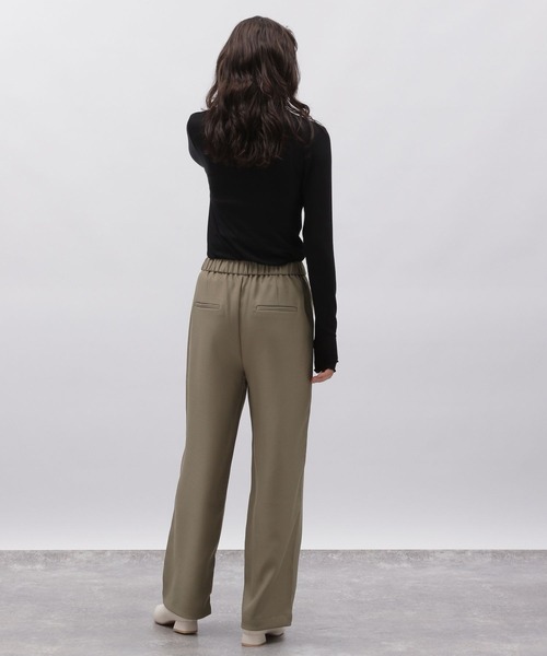 LAKOLE（ラコレ）の「タックワイドパンツ / 972303（その他パンツ・レディース・グレー/モカ/サンドグレー/ブラック・SMALL/MEDIUM）」の10枚目の写真