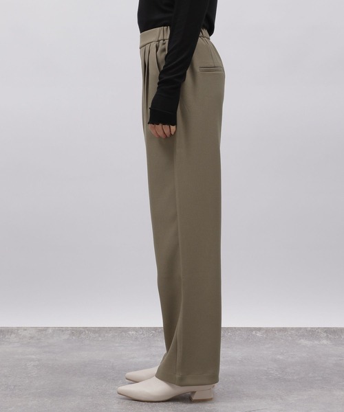 LAKOLE（ラコレ）の「タックワイドパンツ / 972303（その他パンツ・レディース・グレー/モカ/サンドグレー/ブラック・SMALL/MEDIUM）」の14枚目の写真