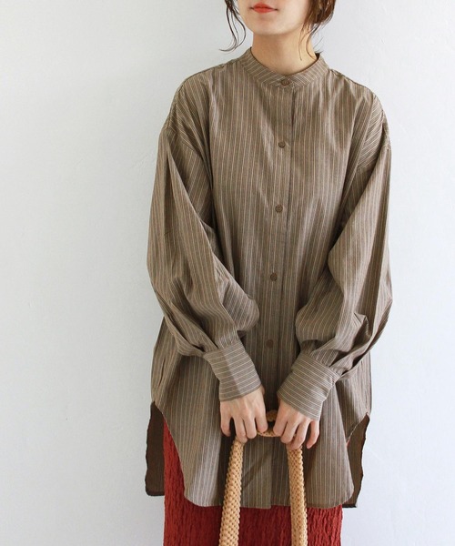 Crisp(クリスプ)の「ストライプオーバーシャツ(シャツ/ブラウス・レディース・ベージュ/ブラウン・FREE)」の2枚目の写真
