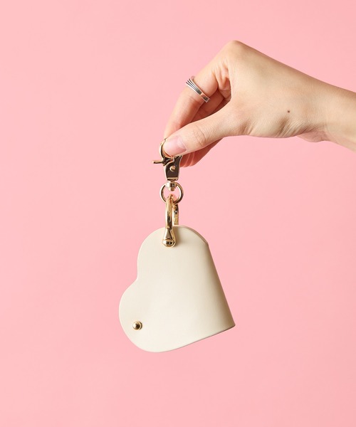 HASHIBAMI（ハシバミ）の「【HASHIBAMI】ハート型 スマートキーリング（キーケース/キーアクセサリー・レディース・ブラック/ブラウン/マジェンタ/ホワイト/レッド/パープル/ライトオレンジ系/ライトグリーン系/ベージュ/ローズ系/ナチュラル/チャコールグレー/ダークグリーン/イエロー系その他2/ライトブルー/プラム/ブルー/エメラルド/ダークブラウン/ネイビー/マルーン/オリーブ/サックスブルー/ミント・FREE）」の8枚目の写真