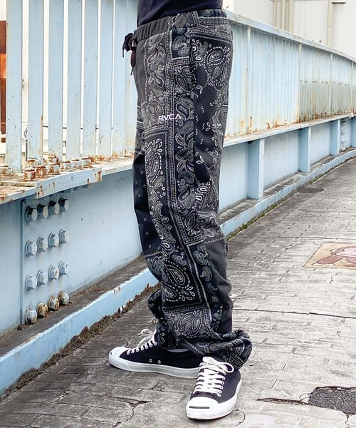 セール】RVCA/ルーカ スウェットパンツ バンダナ総柄 撥水