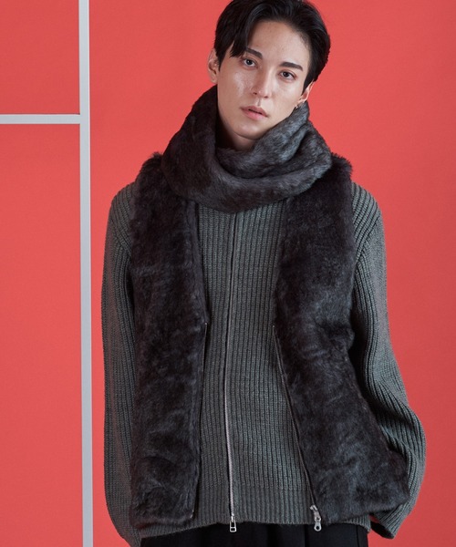NO ID.（ノーアイディ）の「【NO ID.】Fake Fur Twist Snood / フェイク ファー ツイスト スヌード（ストール/ショール・メンズ・ダークグレー/ブラック/ライトグレー/ホワイト/ベージュ・ONE SIZE）」の13枚目の写真