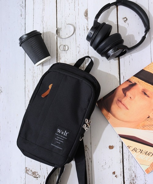 お値下げ中❗【ほぼ未使用に近い超美品❗】BERLUTI ボディバッグ 楽天市場】ボディバッグ メンズ レディース 超撥水 SUUiiスイー