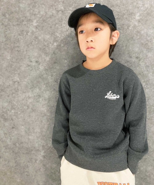 THE CASUAL（カジュアル）の「裏起毛　バックプリントトレーナー（スウェット・キッズ・ブラウン系1/ブラウン系/杢グレー/ベージュ系/ネイビー/ダークグリーン/グレー系/グレイッシュベージュ/チャコール/ブラック/ブラック系1/オートミール/ネイビー系/ベージュ系1/ブラック系/ダークグリーン系・120cm/130cm/140cm/150cm/110cm/160cm）」の20枚目の写真