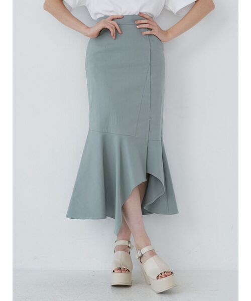 MURUA（ムルーア）の「アシメヘムデザインスカート（スカート・レディース・グレー/アイボリー/ブラック/ライトグリーン・1/2）」の4枚目の写真