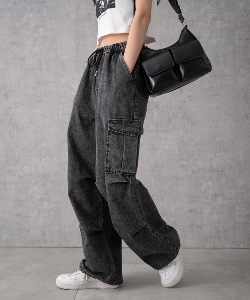 WEGO(ウィゴー)の「WEGO/デニムパラシュートカーゴパンツ(デニムパンツ・レディース・ブラック系その他/その他/コバルトブルー/ブラック/インディゴブルー/スミクロ/グレー/ブルー系1・MEDIUM/SMALL/X-SMALL)」の19枚目の写真