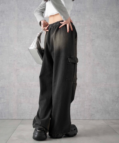 WEGO(ウィゴー)の「WEGO/デニムパラシュートカーゴパンツ(デニムパンツ・レディース・ブラック系その他/その他/コバルトブルー/ブラック/インディゴブルー/スミクロ/グレー/ブルー系1・MEDIUM/SMALL/X-SMALL)」の16枚目の写真