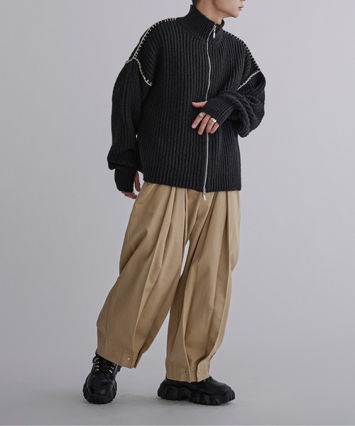 Ellno Loset（エルノロゼット）の「フィンガーホール付きステッチドライバーズニット（ニット/セーター・メンズ・ブルーグレー/ダークグリーン/ブラック・MEDIUM/LARGE）」の5枚目の写真