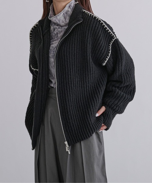 Ellno Loset（エルノロゼット）の「フィンガーホール付きステッチドライバーズニット（ニット/セーター・メンズ・ブルーグレー/ダークグリーン/ブラック・MEDIUM/LARGE）」の7枚目の写真