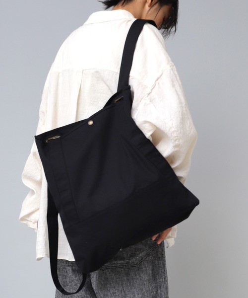 URCH RNA（アーチ アールエヌエー）の「E4958 ＵＲＣＨフタヤクバッグ（バックパック/リュック・レディース・ブラック/ナチュラル/キャメル/ブルー/グレイッシュベージュ・FREE）」の18枚目の写真