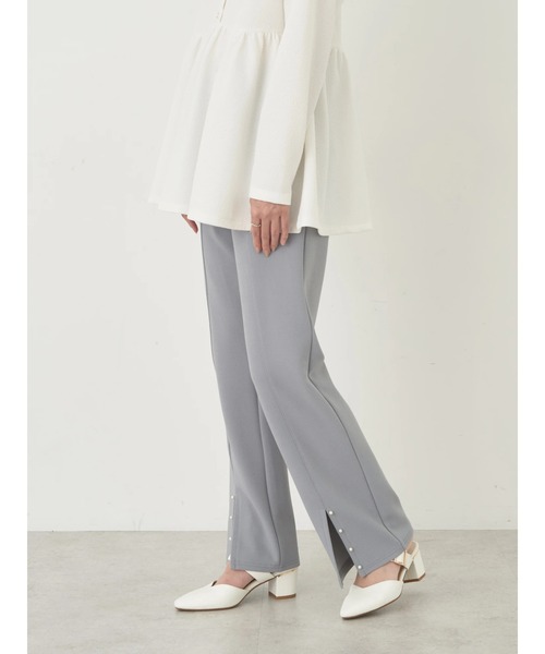 earth music&ecology(アースミュージックアンドエコロジー)の「パールスリットパンツ(その他パンツ・レディース・ブルー/ブラック/ライトベージュ/ネイビー・S/M)」の12枚目の写真