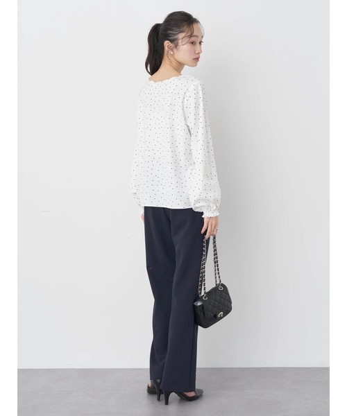 earth music&ecology(アースミュージックアンドエコロジー)の「パールスリットパンツ(その他パンツ・レディース・ブルー/ブラック/ライトベージュ/ネイビー・S/M)」の13枚目の写真