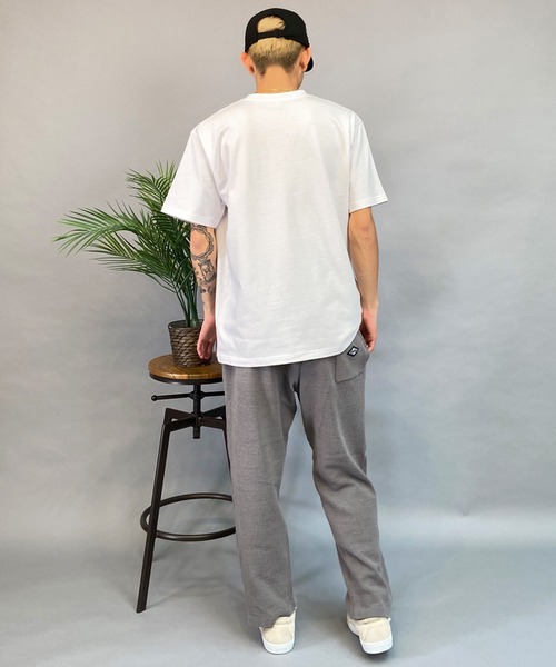 NEW ERA(ニューエラ)の「NEW ERA/ニューエラ 半袖Tシャツ ブランドロゴ 14121889/14121890(Tシャツ/カットソー・メンズ・ブラック/ホワイト・M/L/XL/2XL)」の8枚目の写真