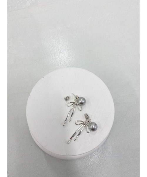 JUMELLE（ジュメロ）の「lu ribbon pierce（ピアス（両耳用）・レディース・シルバー・FREE）」の12枚目の写真