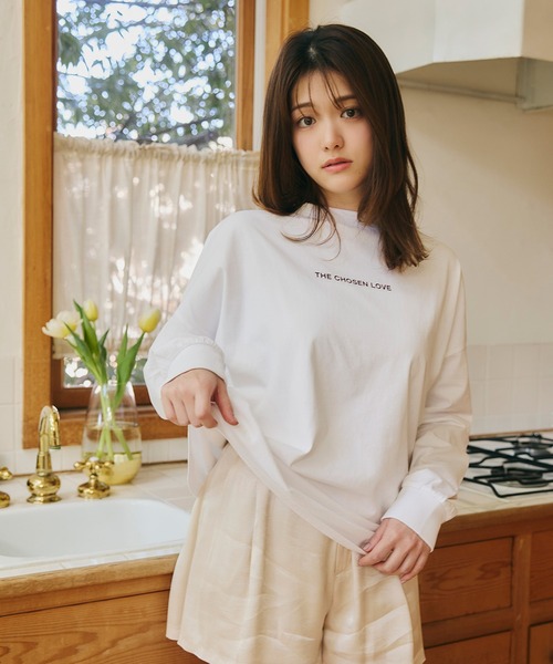 LANTINAM(ランティナム)の「【ユニセックス】Chosen Love ロングTシャツ(Tシャツ/カットソー・レディース・ライトグリーン/オフホワイト・M/L)」の3枚目の写真