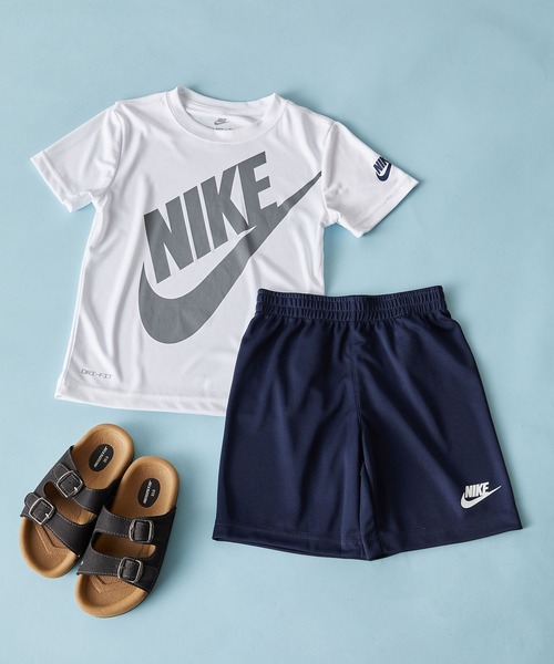 NIKE（ナイキ）の「NIKE NKB FUTURA SHORT SET（Tシャツ/カットソー・キッズ・ネイビー/ブラック・105cm/110cm/115cm/120cm）」の2枚目の写真