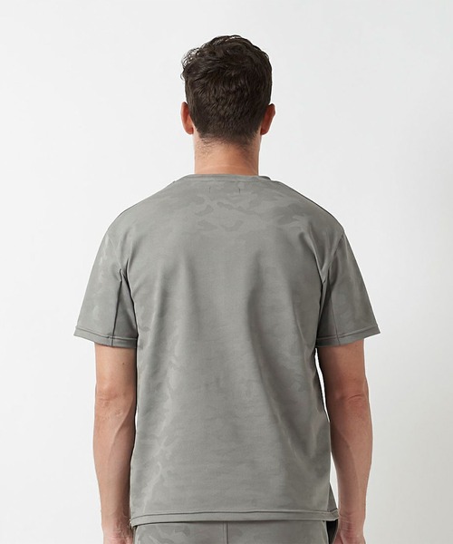 junhashimoto(ジュンハシモト)の「JERSEY CREW -EMBOSS CAMO-(Tシャツ/カットソー・メンズ・ネイビー/ライトカーキ/ブラック・3/4/5/2)」の12枚目の写真