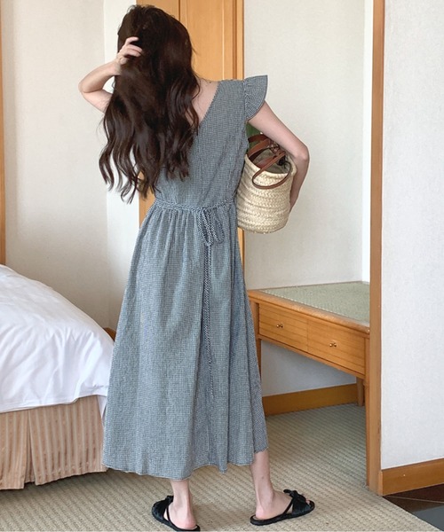 Twinkle;pm(トゥインクルピーエム)の「フレンチスリーブウエストマークギンガムチェックワンピース(ワンピース・レディース・ライトパープル/サックスブルー/ブラック・FREE)」の18枚目の写真