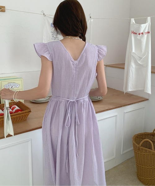 Twinkle;pm(トゥインクルピーエム)の「フレンチスリーブウエストマークギンガムチェックワンピース(ワンピース・レディース・ライトパープル/サックスブルー/ブラック・FREE)」の4枚目の写真