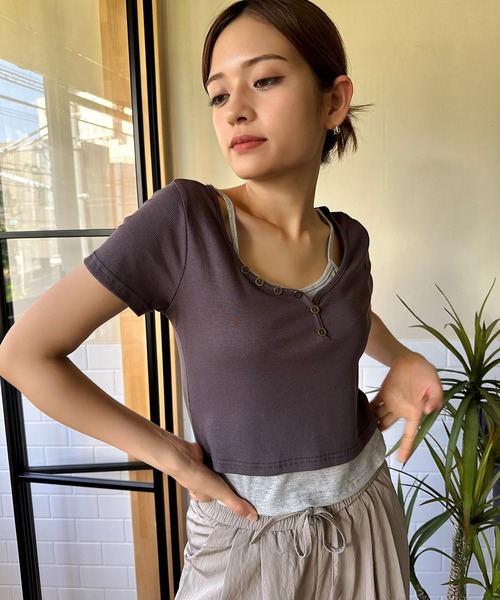 aimoha（アイモハ）の「重ね着風T (SS)（Tシャツ/カットソー・レディース・ライトグレー/ダークグレー/ベージュ・MEDIUM/LARGE/SMALL）」の21枚目の写真