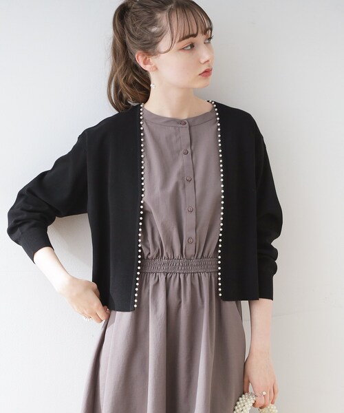 couture brooch(クチュールブローチ)の「◆パール調トリミングボレロ(カーディガン/ボレロ・レディース・ライトブルー/アイボリー/ブラック・38/42)」の1枚目の写真