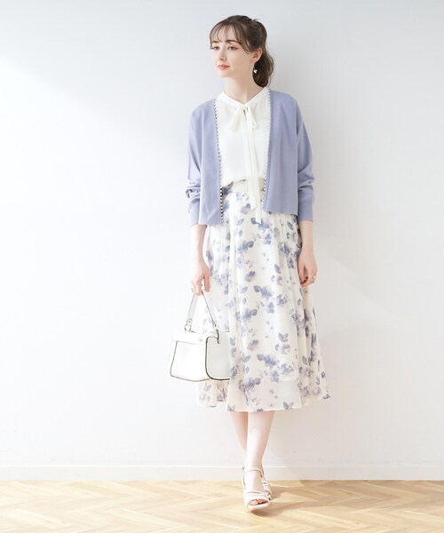 couture brooch(クチュールブローチ)の「◆パール調トリミングボレロ(カーディガン/ボレロ・レディース・ライトブルー/アイボリー/ブラック・38/42)」の7枚目の写真