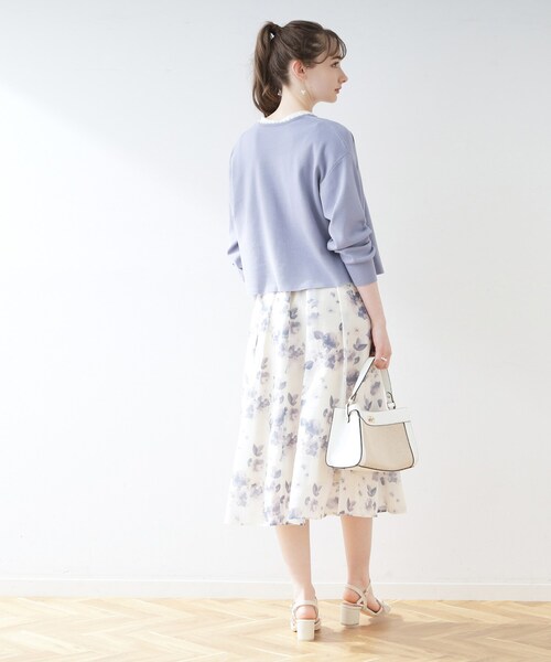 couture brooch(クチュールブローチ)の「◆パール調トリミングボレロ(カーディガン/ボレロ・レディース・ライトブルー/アイボリー/ブラック・38/42)」の9枚目の写真