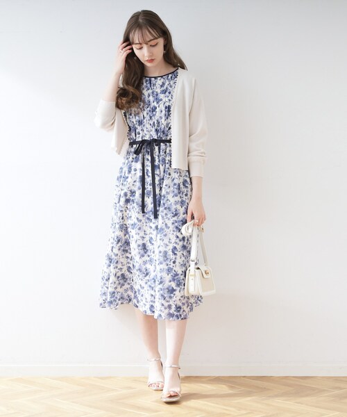 couture brooch(クチュールブローチ)の「◆パール調トリミングボレロ(カーディガン/ボレロ・レディース・ライトブルー/アイボリー/ブラック・38/42)」の15枚目の写真