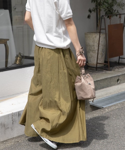 FORK&SPOON(フォークアンドスプーン)の「FORK&SPOON コットンキュプラギャザーワイドパンツ(その他パンツ・レディース・ブラック/カーキ/ブルー・1)」の17枚目の写真