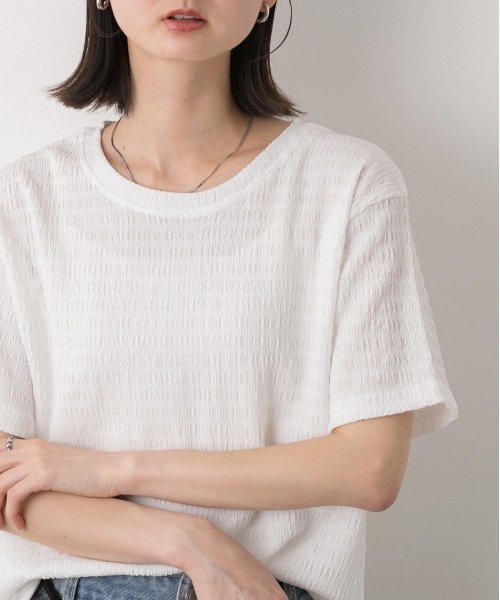 ad thie(アドティエ)の「リンクル クルーネック カットソー(Tシャツ/カットソー・レディース・オフホワイト/ブラック/ライトグリーン・FREE)」の7枚目の写真