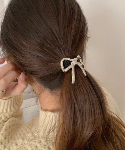 E&C closet…（イーアンドシークローゼット）の「メタルリボンヘアゴム（L）（ヘアゴム・レディース・シルバー/ゴールド・FREE）」の20枚目の写真