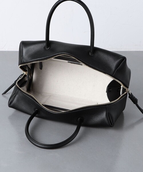 tov（トーヴ）の「＜TOV＞CONNIE ワイド ボストンバッグ（ボストン