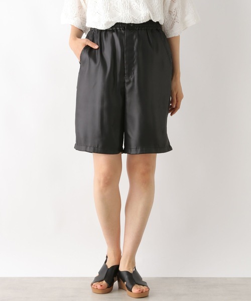 LEPSIM（レプシィム）の「光沢ショートパンツ　125329（その他パンツ・レディース・チャコールグレー/ブラック・FREE）」の7枚目の写真