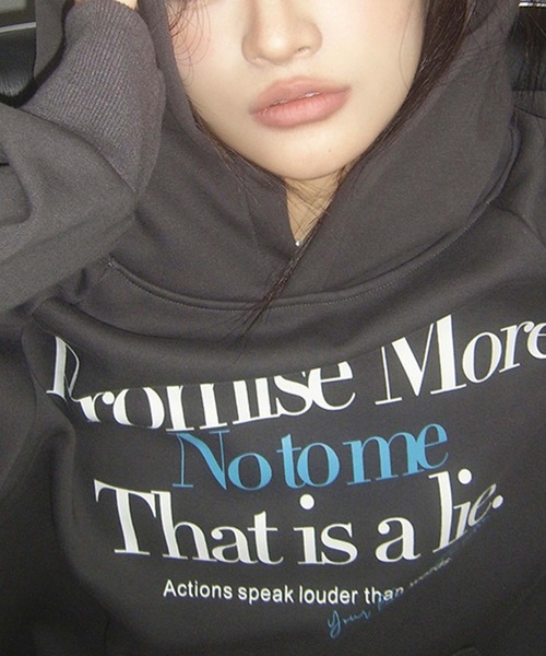 LAFFMO(ラフモ)の「ロゴプリント裏起毛フーディー(スウェット・レディース・グレー・S/M/L)」の5枚目の写真